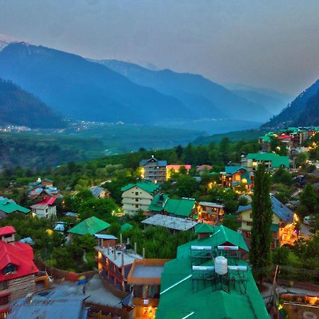 Swastik Grand Manali Hotel Екстериор снимка