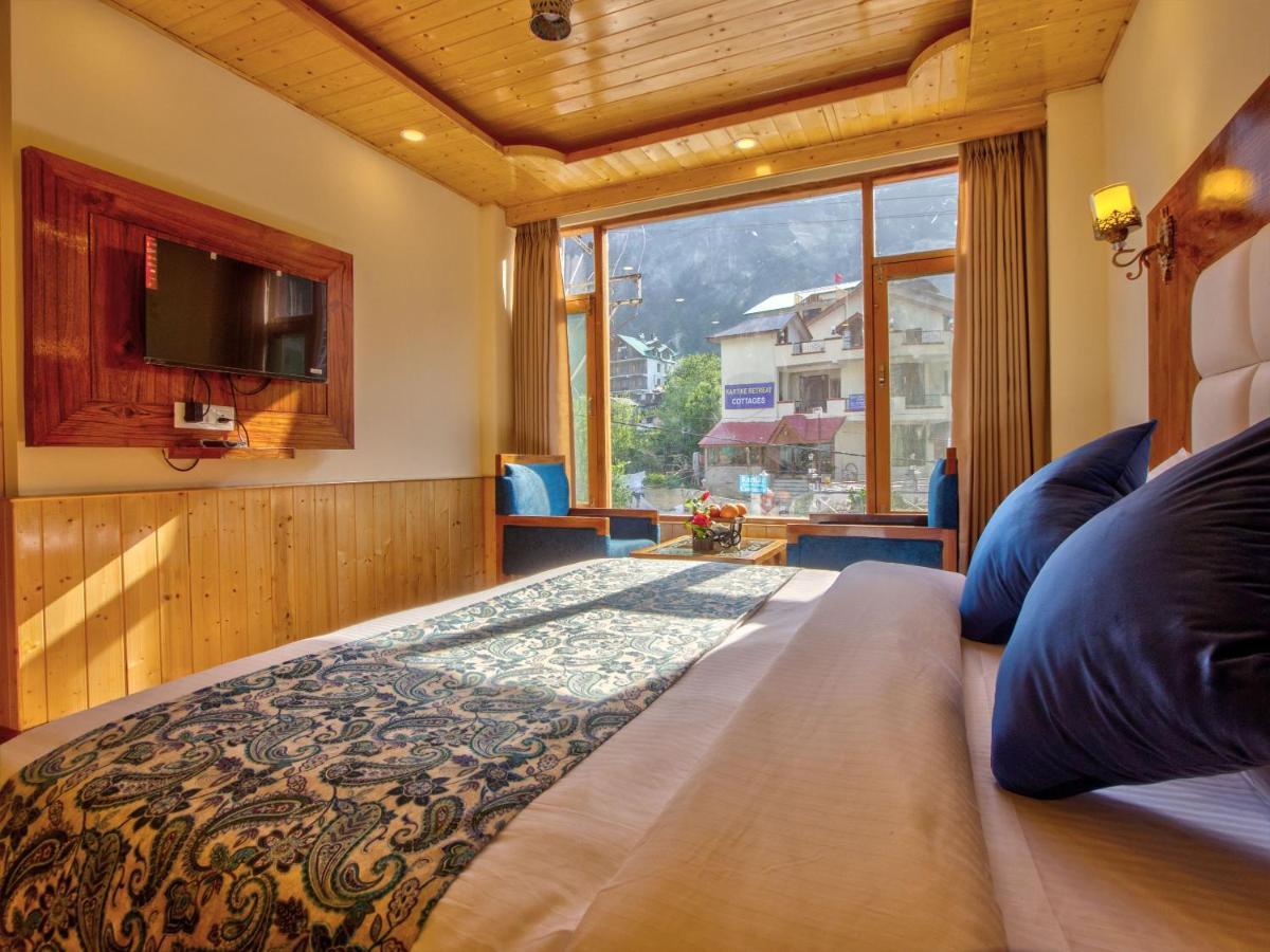 Swastik Grand Manali Hotel Екстериор снимка