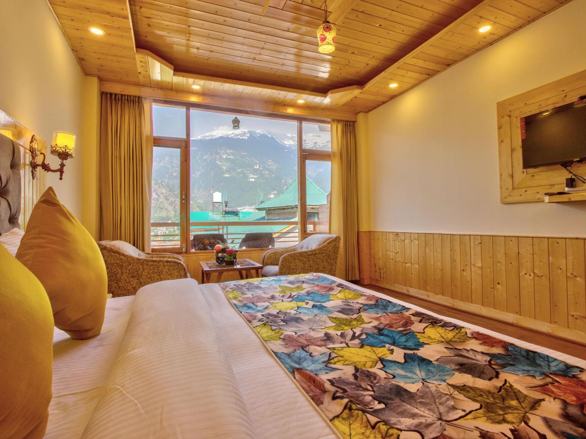 Swastik Grand Manali Hotel Екстериор снимка