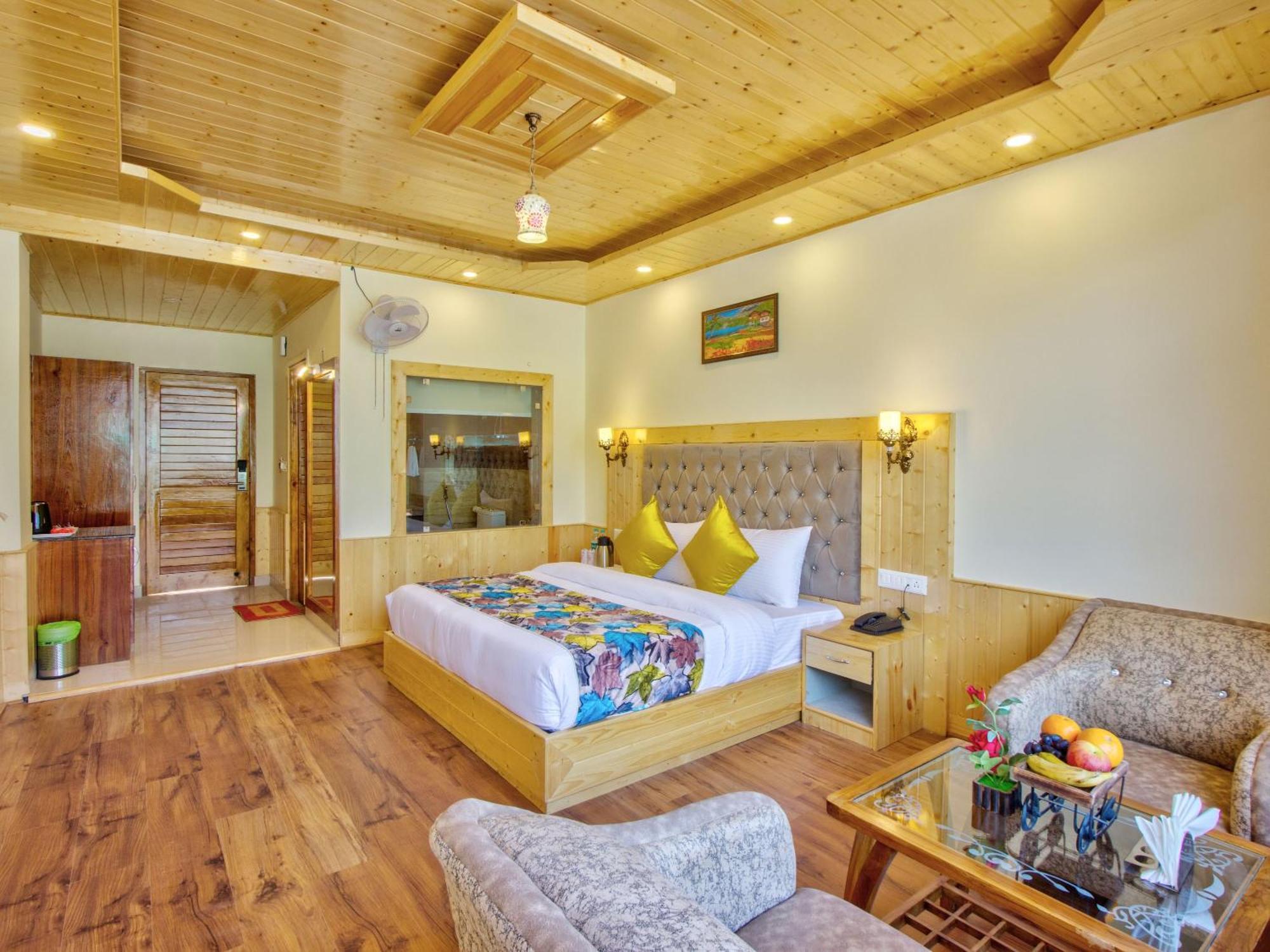 Swastik Grand Manali Hotel Екстериор снимка